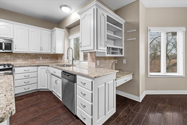 8954 Pikes Peak Road, Rogers, AR 72756