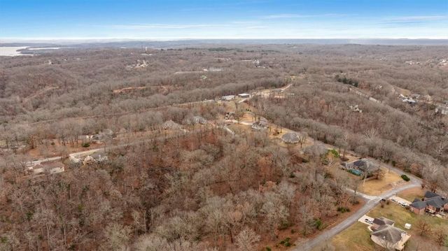 8954 Pikes Peak Road, Rogers, AR 72756