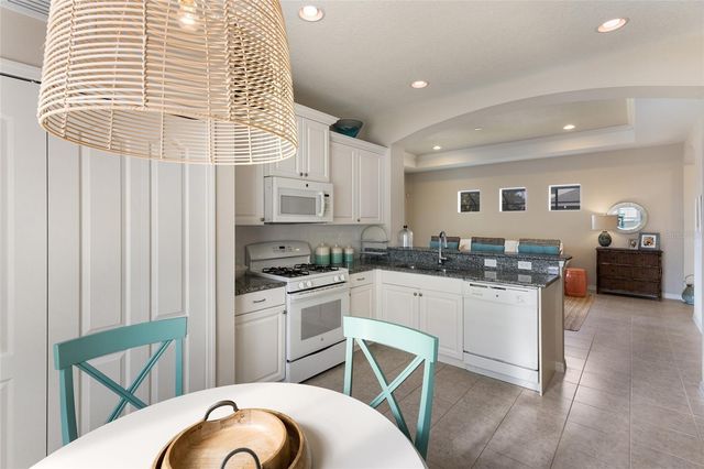 4832 CENTRAL PARK BOULEVARD, Bradenton, FL 34211