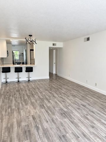 7355 Woodmont Terrace 104, Tamarac, FL 33321