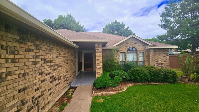 1445 Sedalia Drive, Flower Mound, TX 75028
