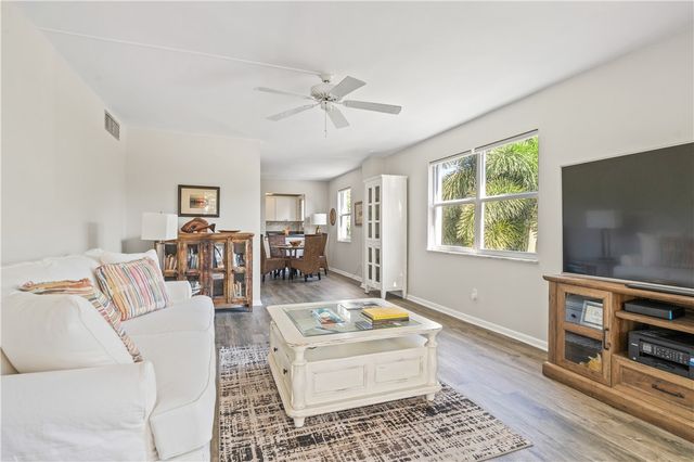 275 Date Palm Road 307, Vero Beach, FL 32963