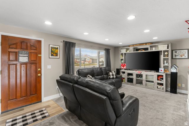 1115 W 550 S, Layton, UT 84041