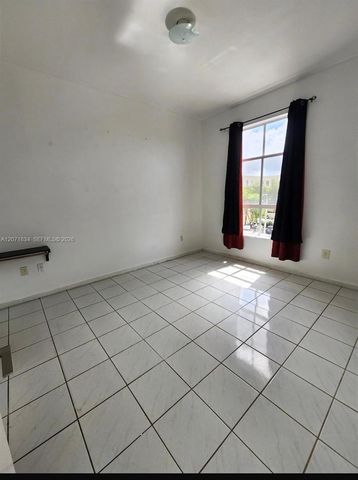 7420 W 20th Avenue 331, Hialeah, FL 33016