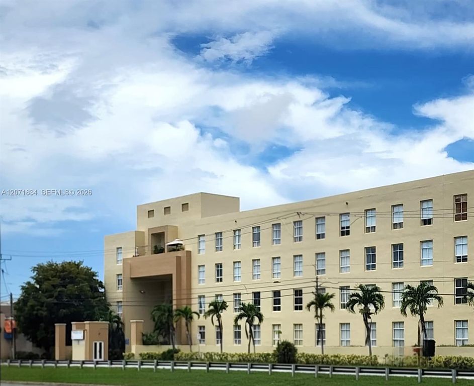 7420 W 20th Avenue 331, Hialeah, FL 33016