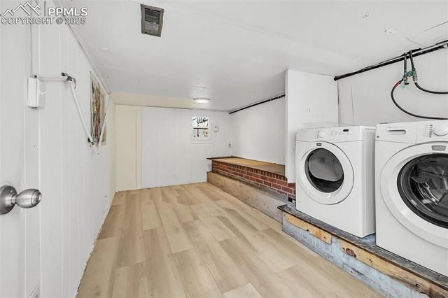 1624 Cheyenne Boulevard, Colorado Springs, CO 80906