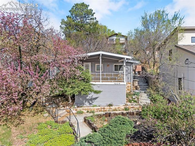 1624 Cheyenne Boulevard, Colorado Springs, CO 80906