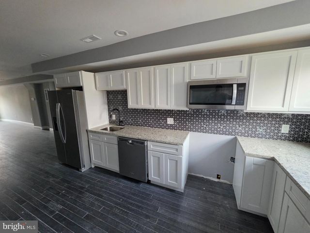 1227 E LANVALE ST, Baltimore, MD 21202