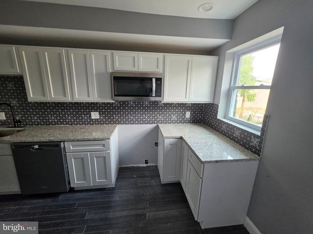 1227 E LANVALE ST, Baltimore, MD 21202
