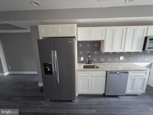 1227 E LANVALE ST, Baltimore, MD 21202