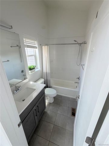 8711 E Hampden Avenue 4, Denver, CO 80231