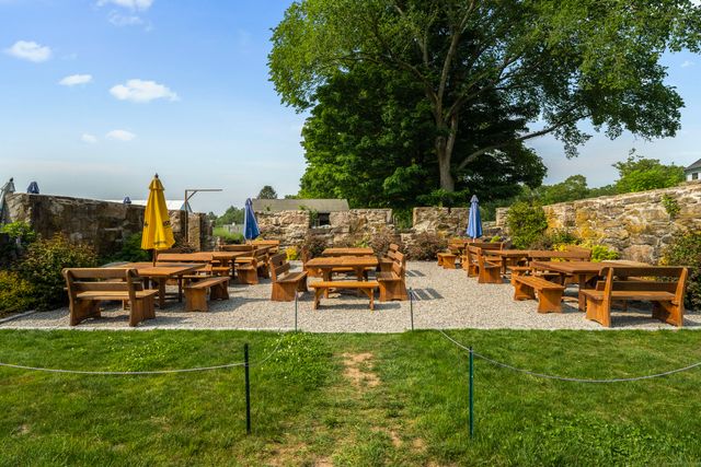 1189 Pequot Trail, Stonington, CT 06378