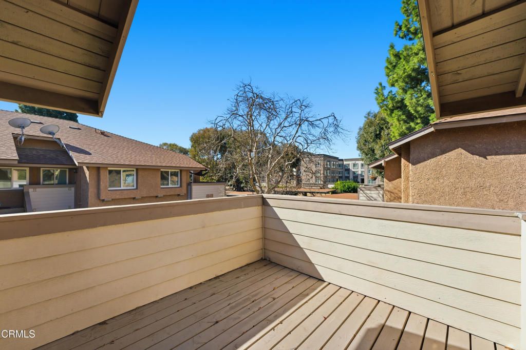 Image 19 of property listing at 4561 Alamo Street F, Simi Valley, CA 93063