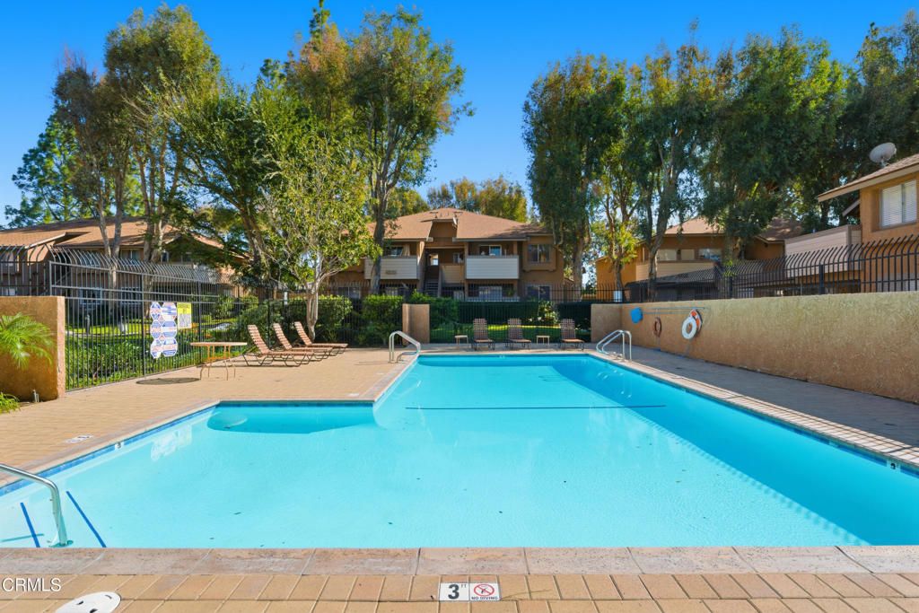 Image 22 of property listing at 4561 Alamo Street F, Simi Valley, CA 93063