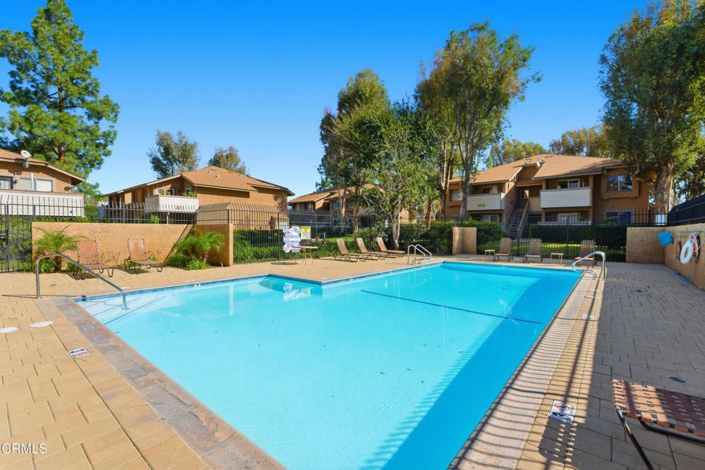 Image 23 of property listing at 4561 Alamo Street F, Simi Valley, CA 93063