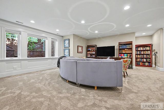 2638 Legends Circle, Idaho Falls, ID 83404