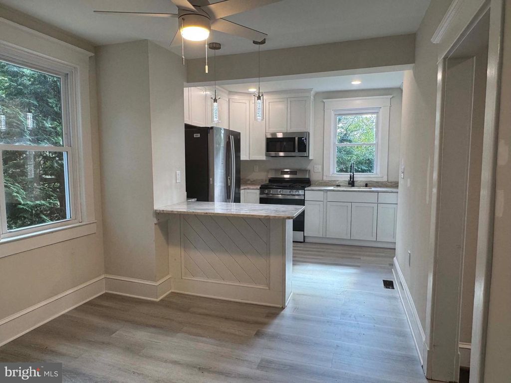 3205 BEVERLY RD, Baltimore, MD 21214