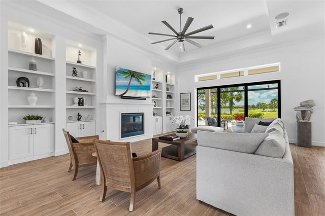 15016 DERNA TERRACE, Bradenton, FL 34211