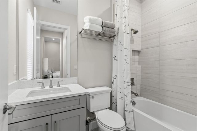 15016 DERNA TERRACE, Bradenton, FL 34211