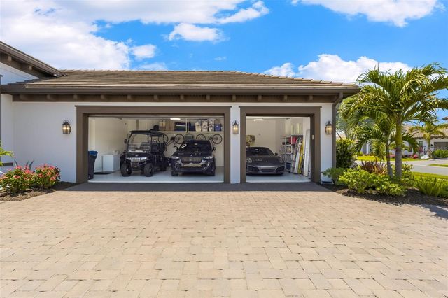 15016 DERNA TERRACE, Bradenton, FL 34211