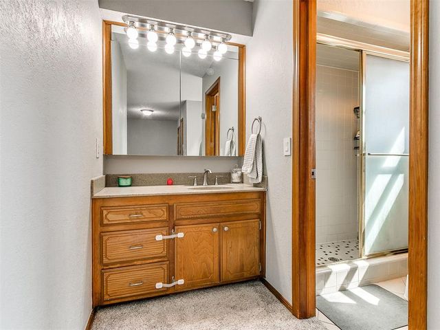 7916 Chukar Road, Yukon, OK 73099