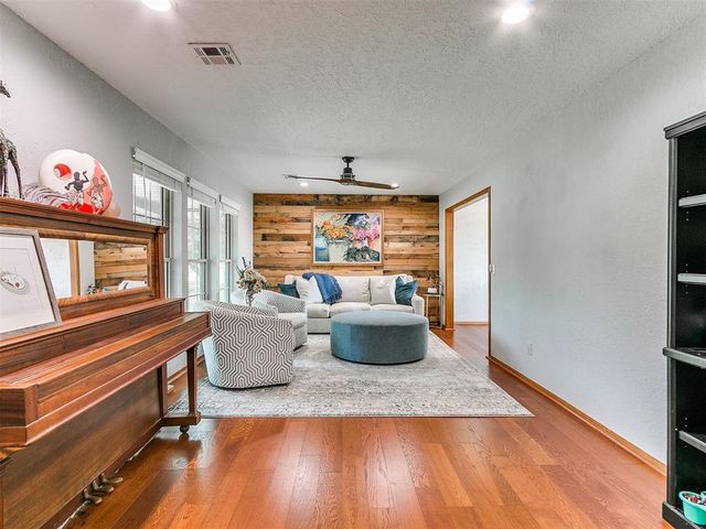 7916 Chukar Road, Yukon, OK 73099
