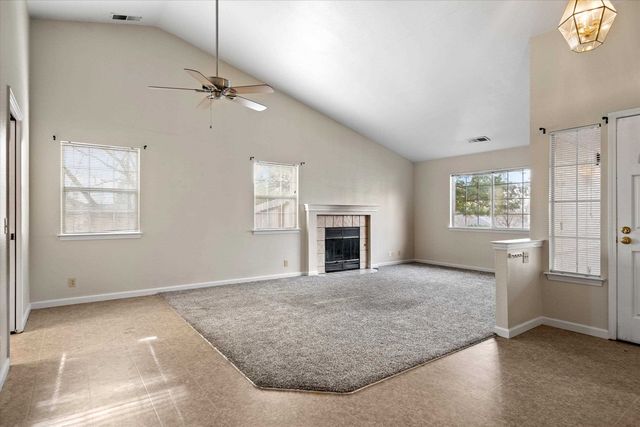 451 Palisades Dr, Chico, CA 95928