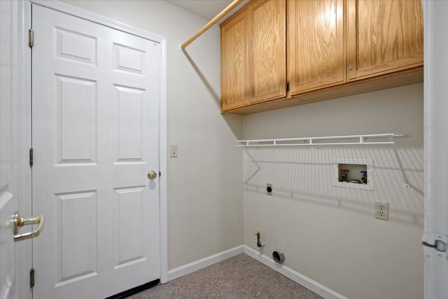 451 Palisades Dr, Chico, CA 95928