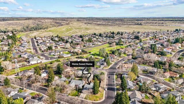 451 Palisades Dr, Chico, CA 95928