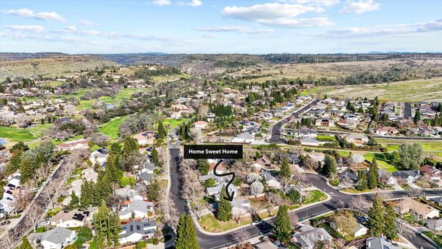 451 Palisades Dr, Chico, CA 95928