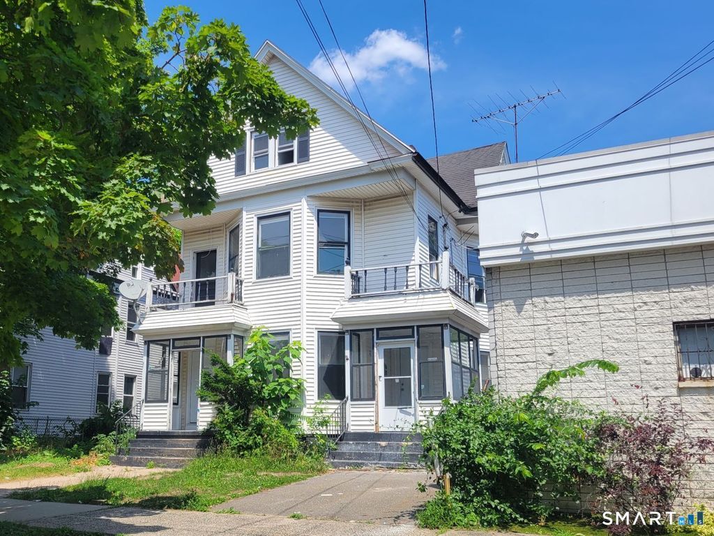 687 Dixwell Avenue 3, New Haven, CT 06511