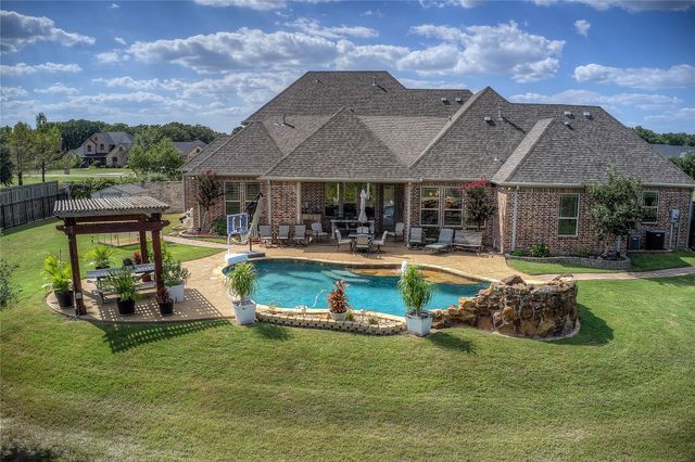 4043 Tracy Lane, Greenville, TX 75402