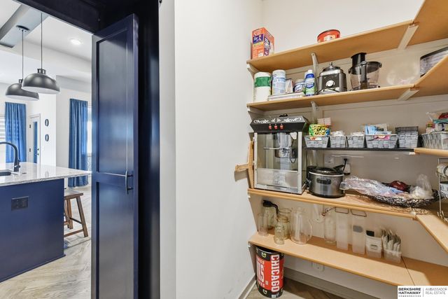 10233 Caspian Drive, Papillion, NE 68046