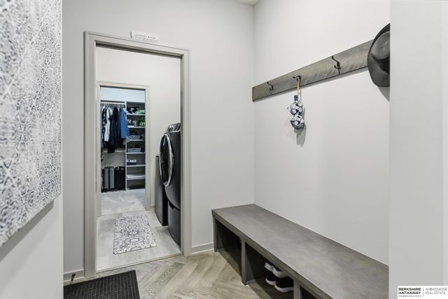 10233 Caspian Drive, Papillion, NE 68046