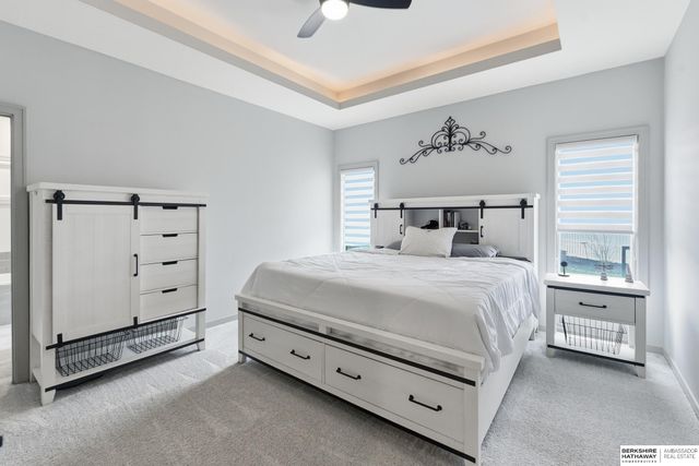 10233 Caspian Drive, Papillion, NE 68046