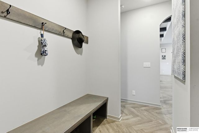 10233 Caspian Drive, Papillion, NE 68046