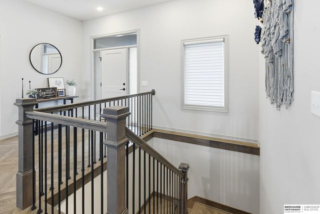 10233 Caspian Drive, Papillion, NE 68046