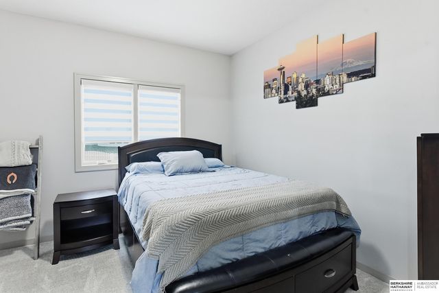 10233 Caspian Drive, Papillion, NE 68046