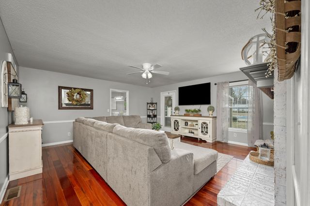 100 Cardinal Hill Rd, Shelbyville, TN 37160