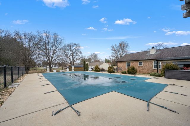 100 Cardinal Hill Rd, Shelbyville, TN 37160