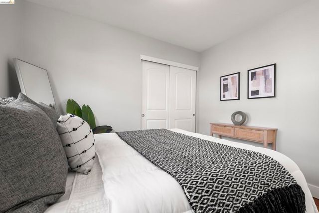 3920 3920 Edgemoor Pl, Oakland, CA 94605