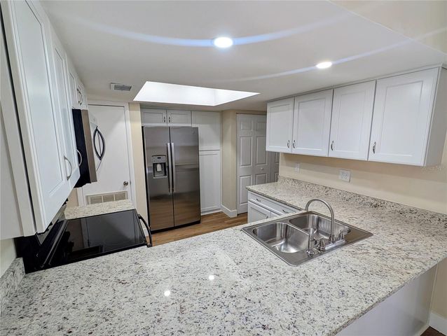 3205 DEER COURT, Brandon, FL 33511