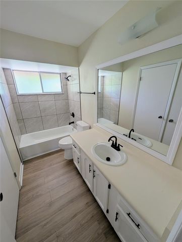 3205 DEER COURT, Brandon, FL 33511