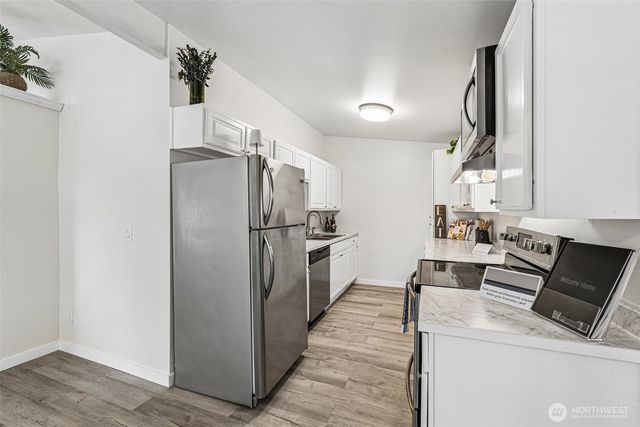 13039 24th Avenue S, Seattle, WA 98168