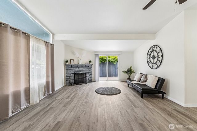 13039 24th Avenue S, Seattle, WA 98168