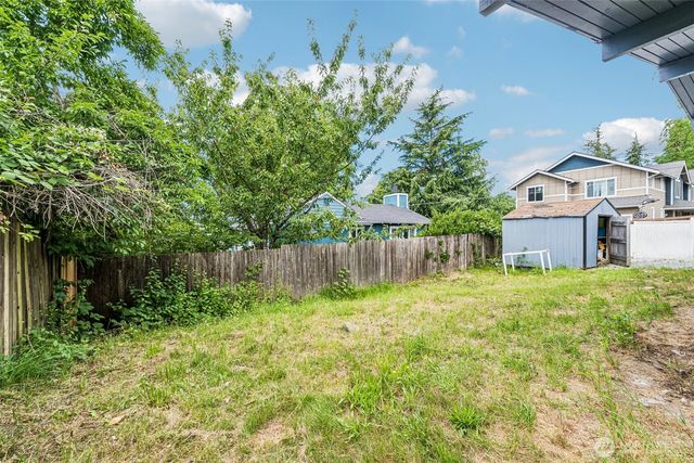 13039 24th Avenue S, Seattle, WA 98168