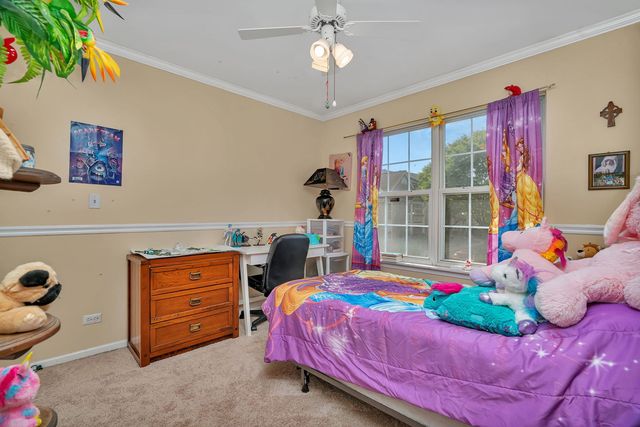 2750 shelly Lane, Aurora, IL 60504