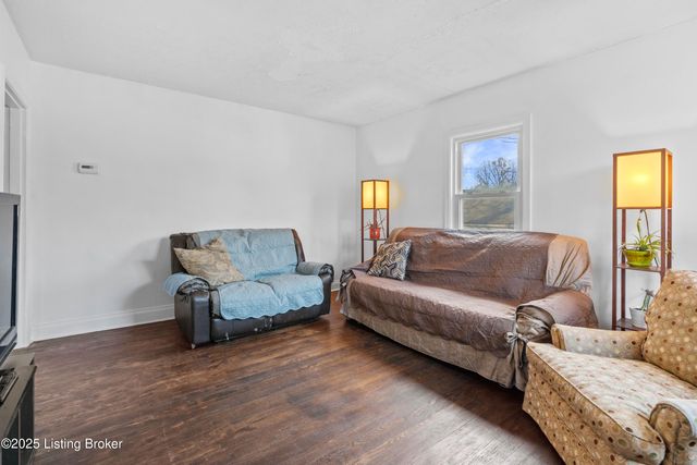 176 N Ewing Ave, Louisville, KY 40206