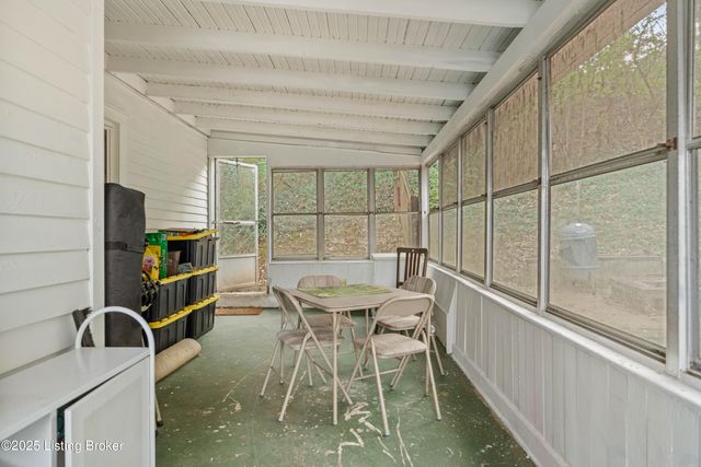 176 N Ewing Ave, Louisville, KY 40206