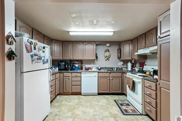 698 Walnut Drive 6Y 7Y, Cadiz, KY 42211